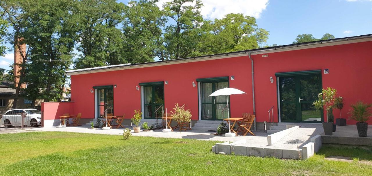 Pension Am Waldguertel Forst  Buitenkant foto